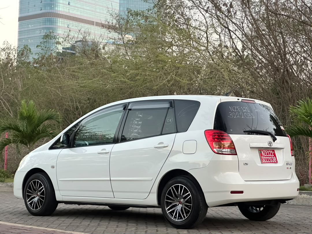 TOYOTA COROLLA SPACIO thumbnail 7